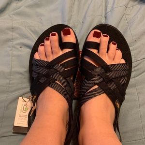 Teva Voya Strappy Sandals sz 9